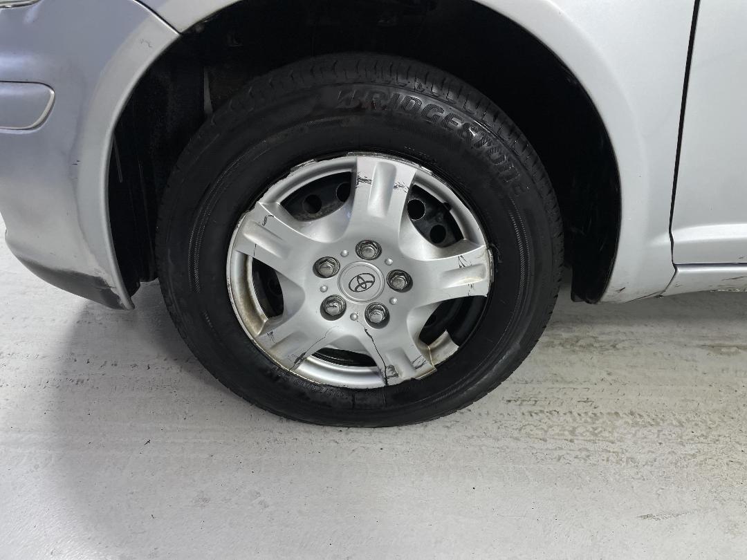 Photo '10' of Toyota Echo Photo '10' of Toyota Echo