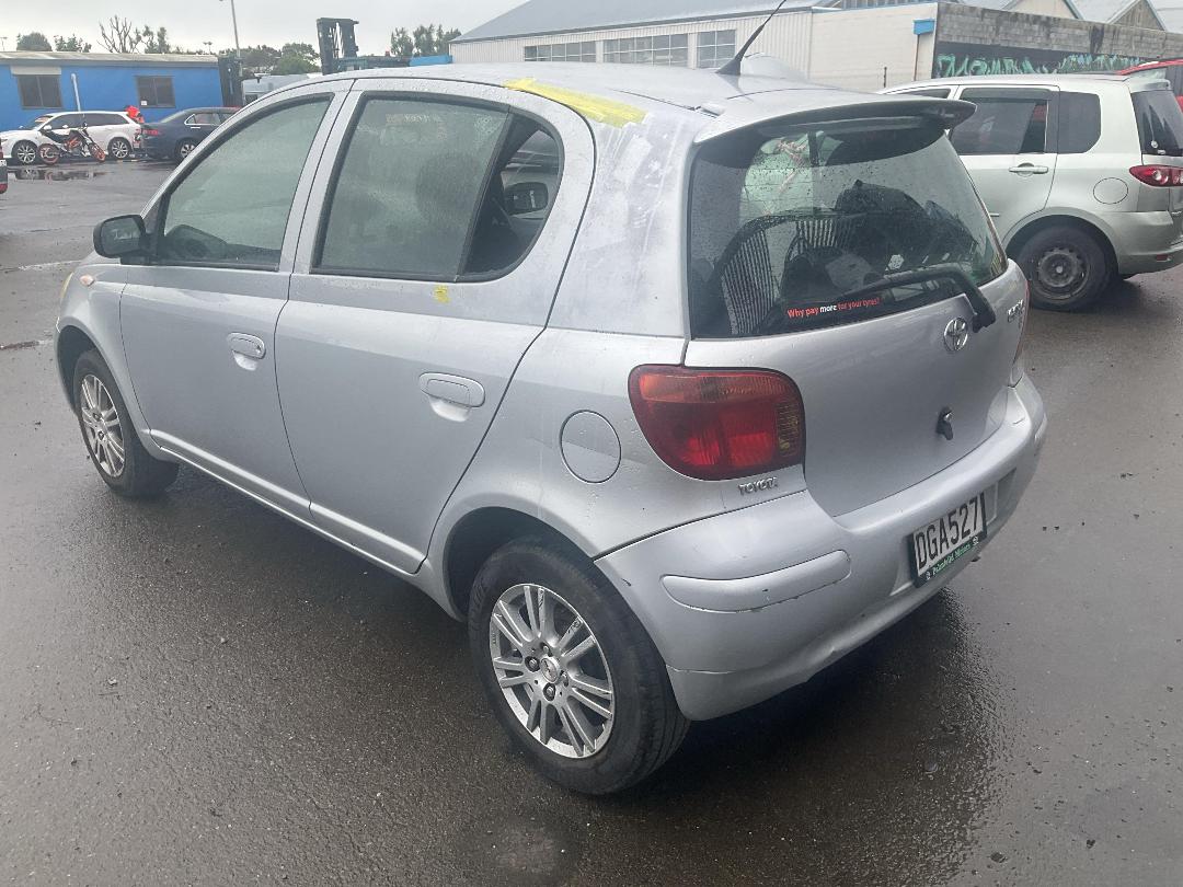 Photo '4' of Toyota Echo