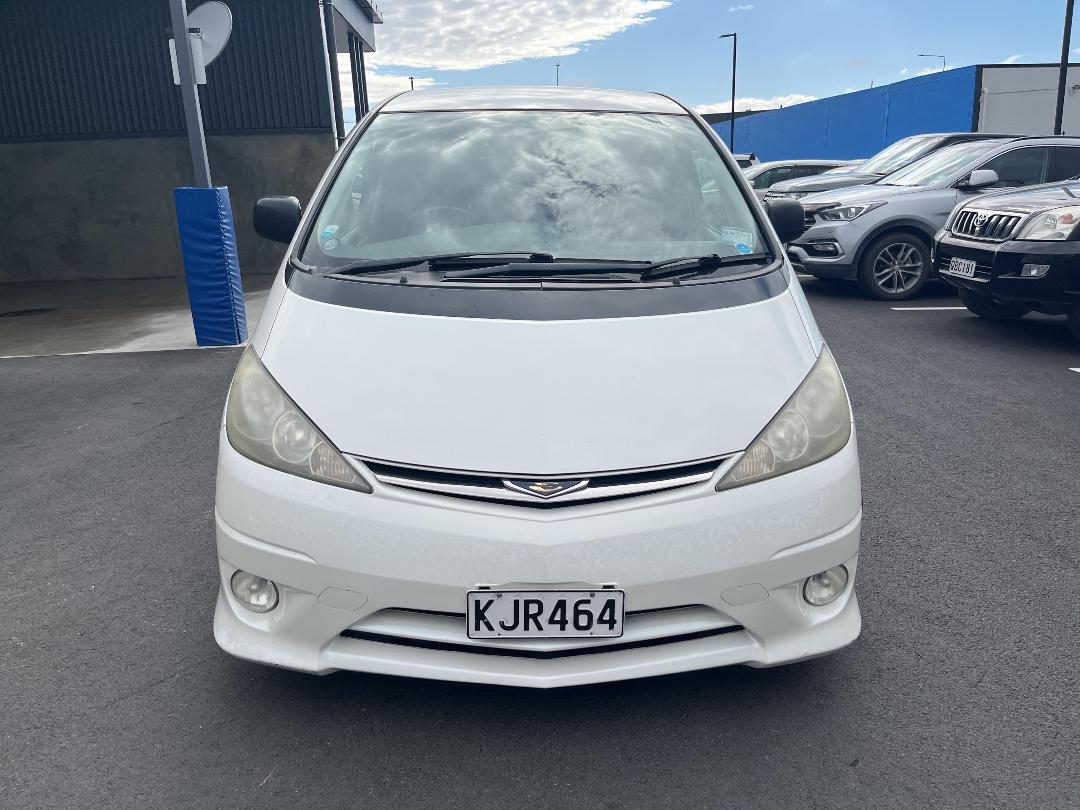 Photo '3' of Toyota Estima Photo '3' of Toyota Estima