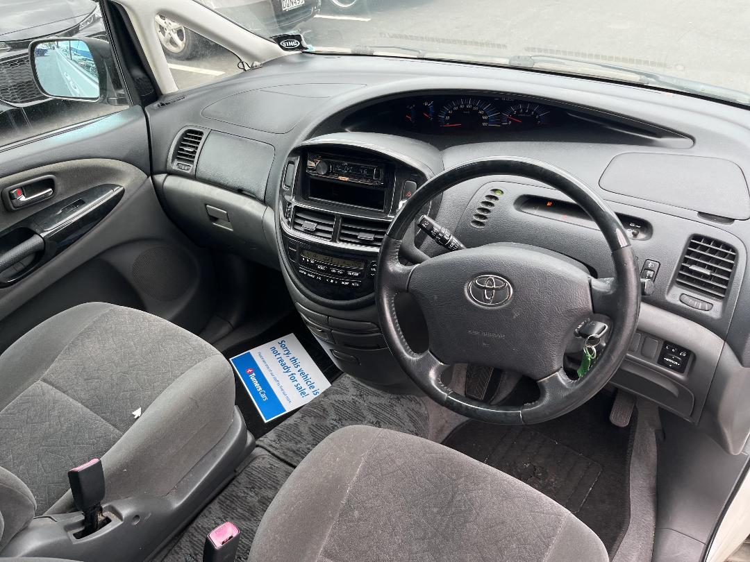 Photo '14' of Toyota Estima Photo '14' of Toyota Estima