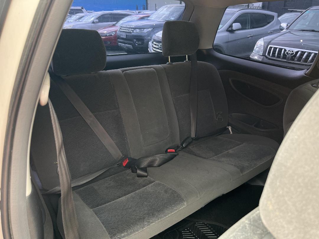 Photo '17' of Toyota Estima Photo '17' of Toyota Estima