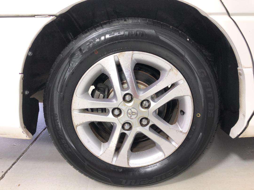 Photo '12' of Toyota Estima Photo '12' of Toyota Estima