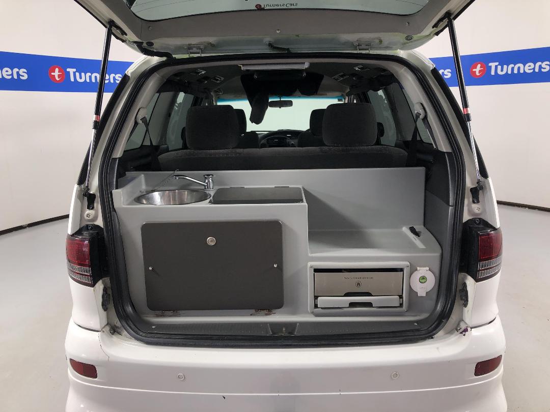 Photo '14' of Toyota Estima Photo '14' of Toyota Estima