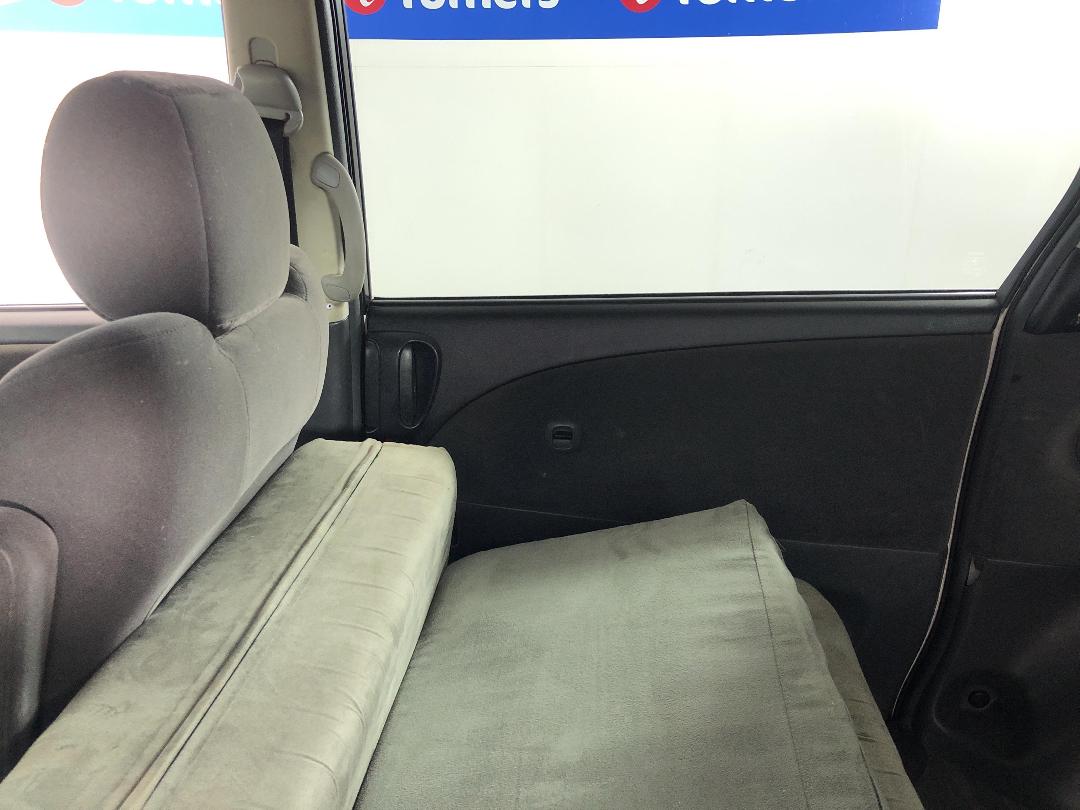 Photo '19' of Toyota Estima Photo '19' of Toyota Estima