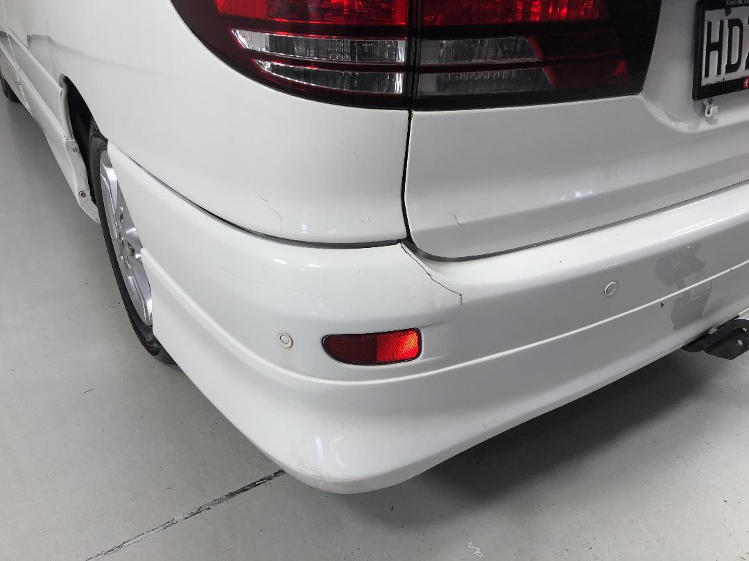 Photo '30' of Toyota Estima Photo '30' of Toyota Estima