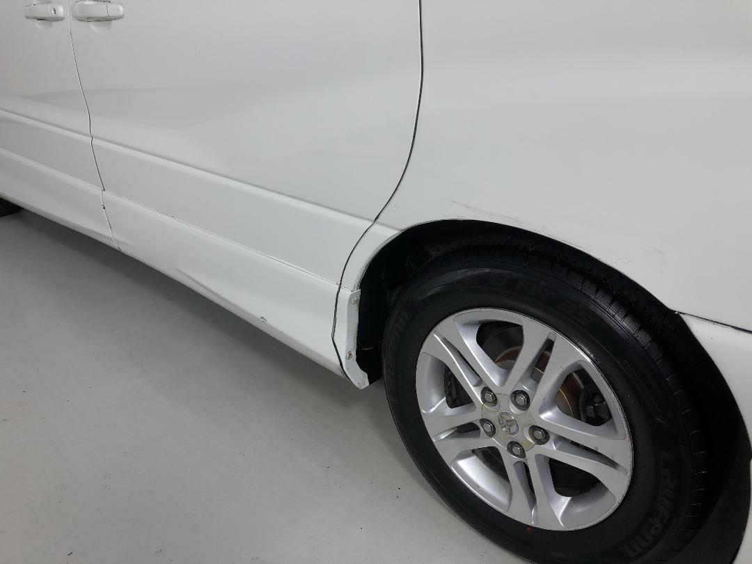 Photo '29' of Toyota Estima Photo '29' of Toyota Estima