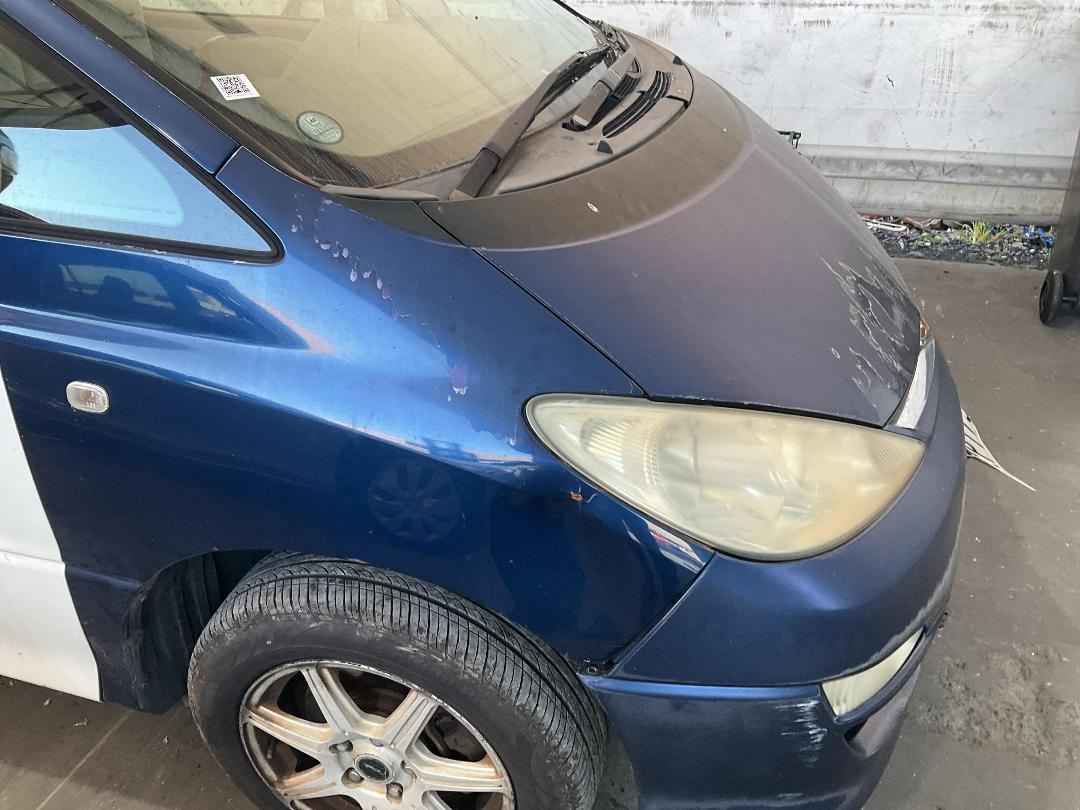 Photo '4' of Toyota Estima