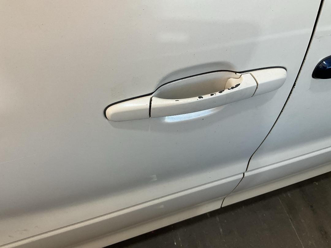 Photo '28' of Toyota Estima