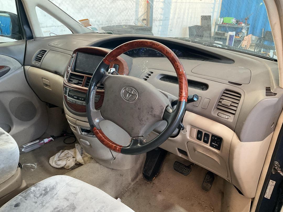 Photo '31' of Toyota Estima