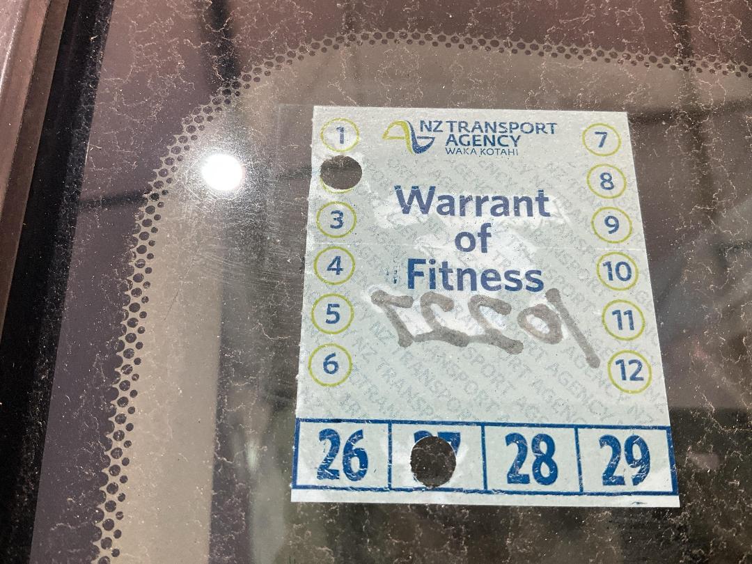 Photo '37' of Toyota Estima