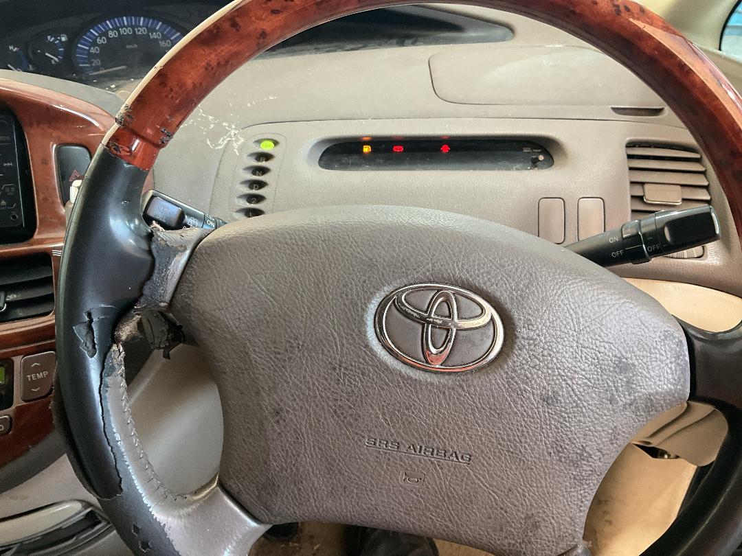 Photo '34' of Toyota Estima