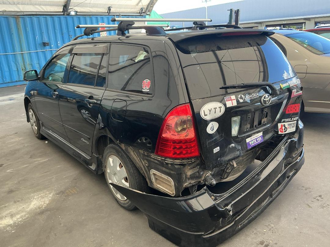 Photo '4' of Toyota Fielder S