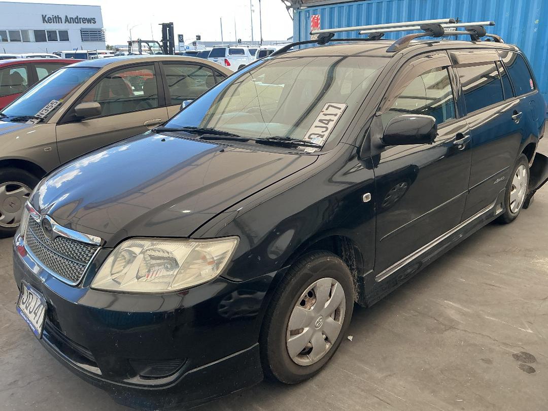 Photo '3' of Toyota Fielder S