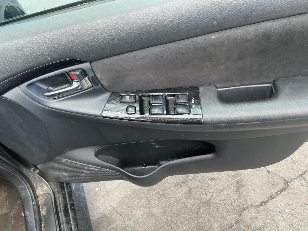 Photo '10' of Toyota Fielder S