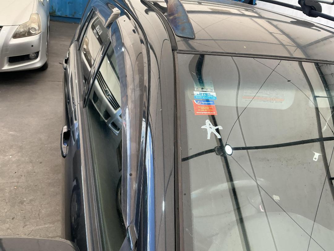 Photo '14' of Toyota Fielder S