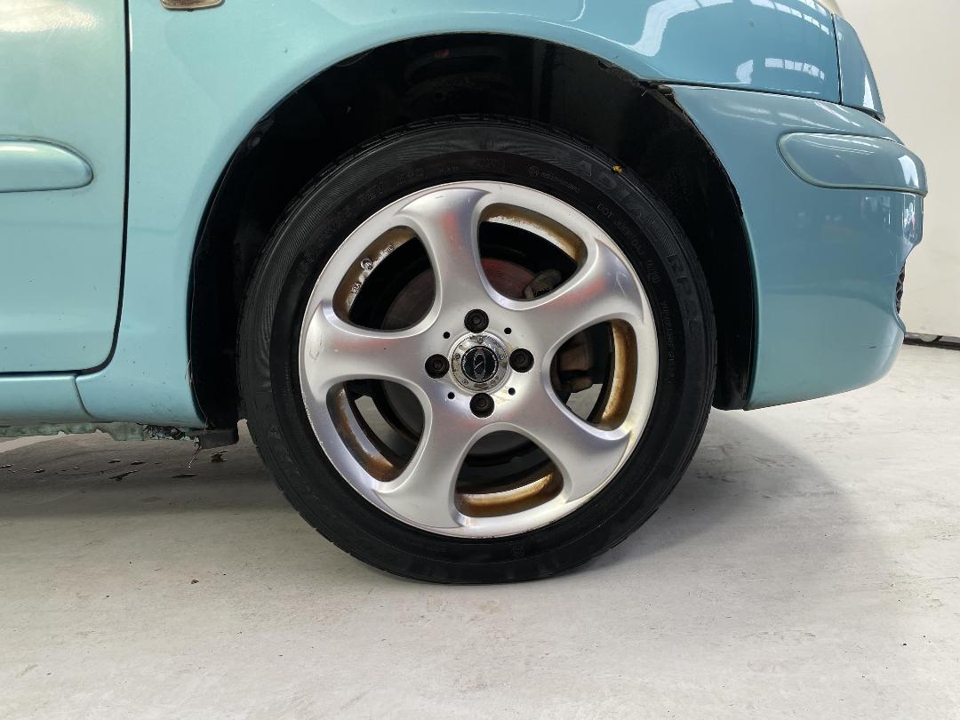 Photo '9' of Toyota Funcargo Photo '9' of Toyota Funcargo