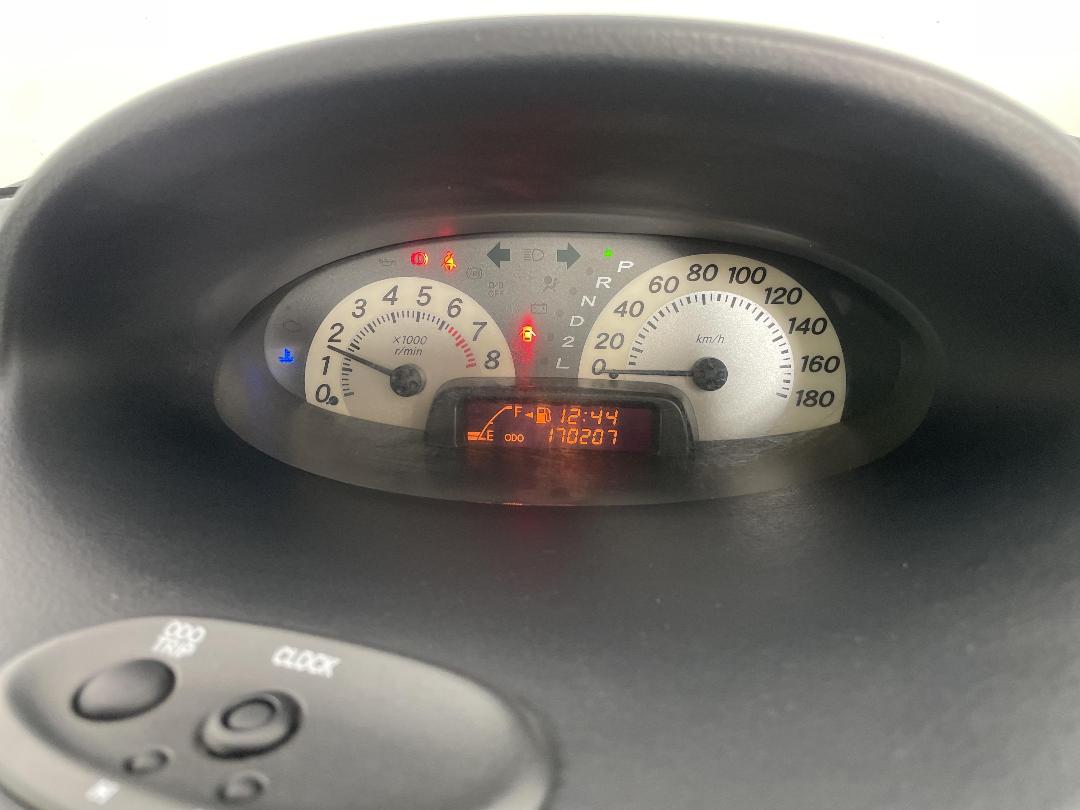 Photo '21' of Toyota Funcargo Photo '21' of Toyota Funcargo