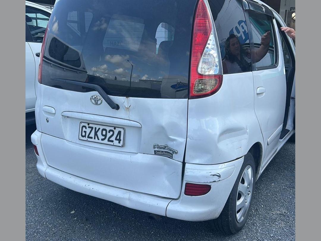 Photo '4' of Toyota Funcargo X