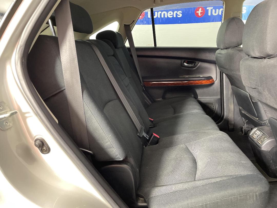 Photo '20' of Toyota Harrier Photo '20' of Toyota Harrier