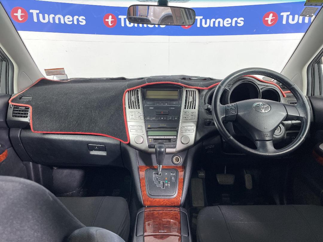 Photo '17' of Toyota Harrier Photo '17' of Toyota Harrier