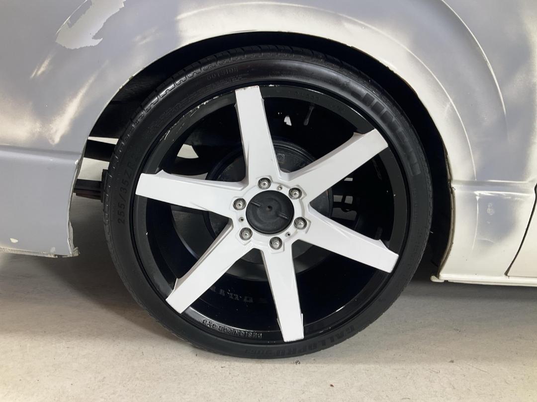 Photo '12' of Toyota Hiace