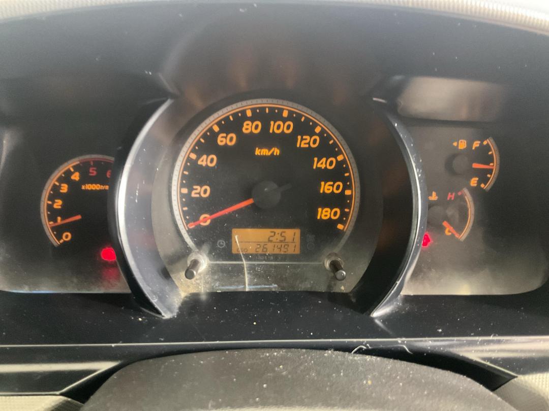 Photo '20' of Toyota Hiace