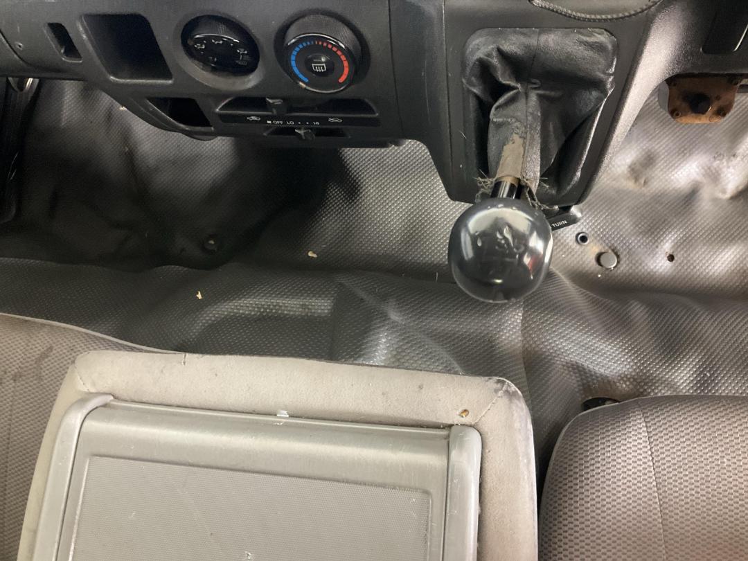 Photo '18' of Toyota Hiace