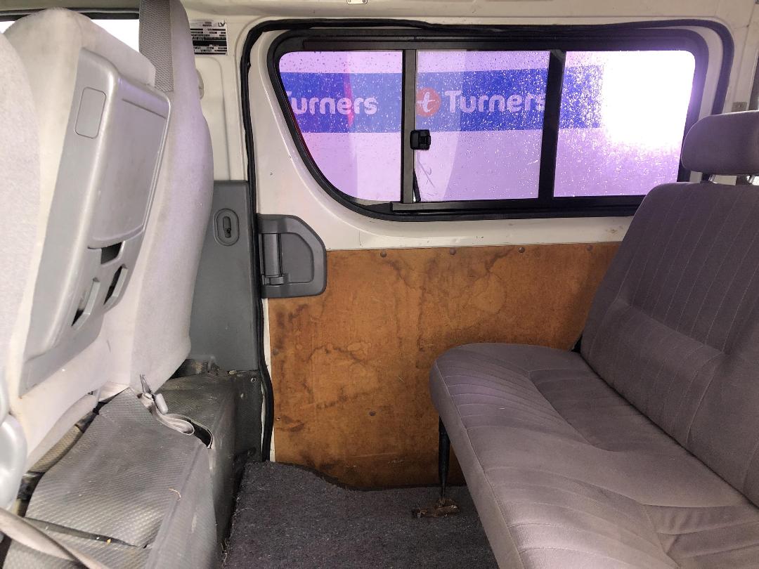 Photo '17' of Toyota Hiace ZL Photo '17' of Toyota Hiace ZL