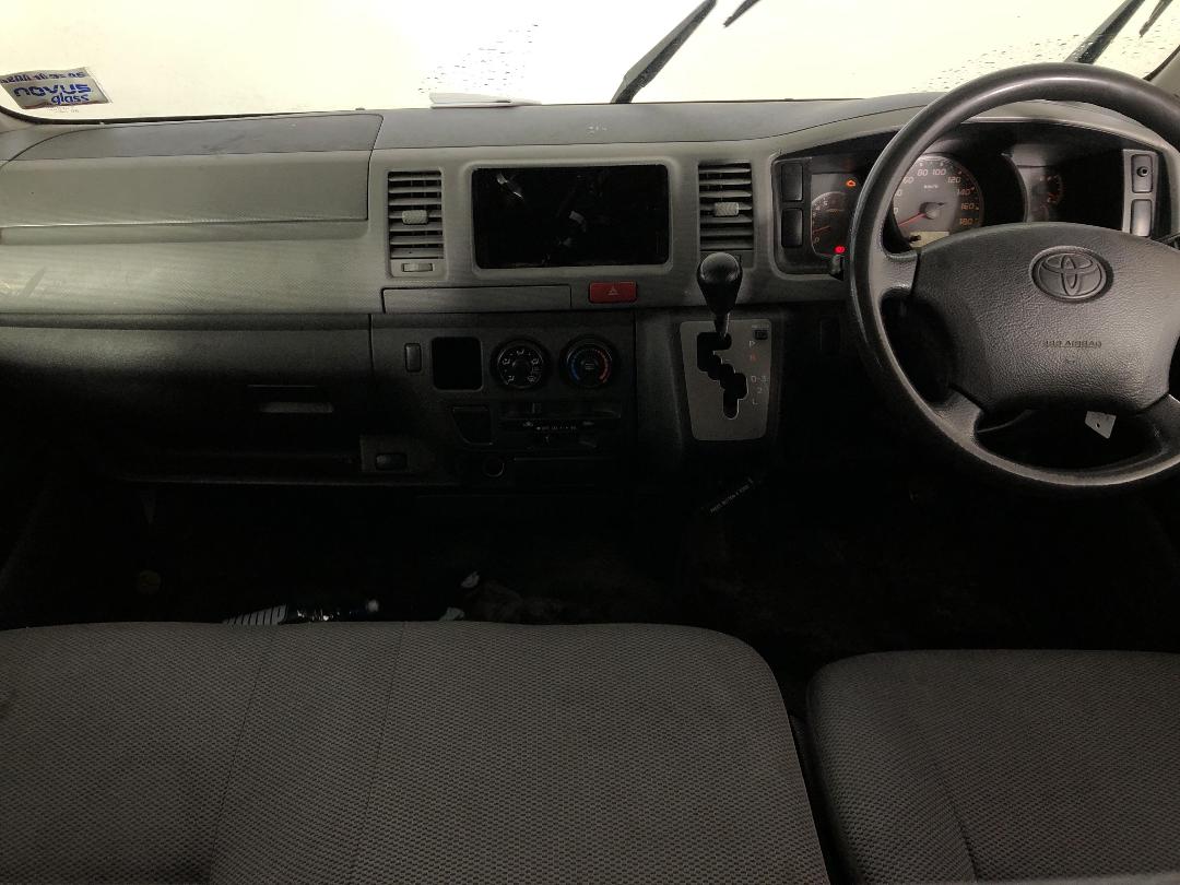 Photo '19' of Toyota Hiace ZL Photo '19' of Toyota Hiace ZL