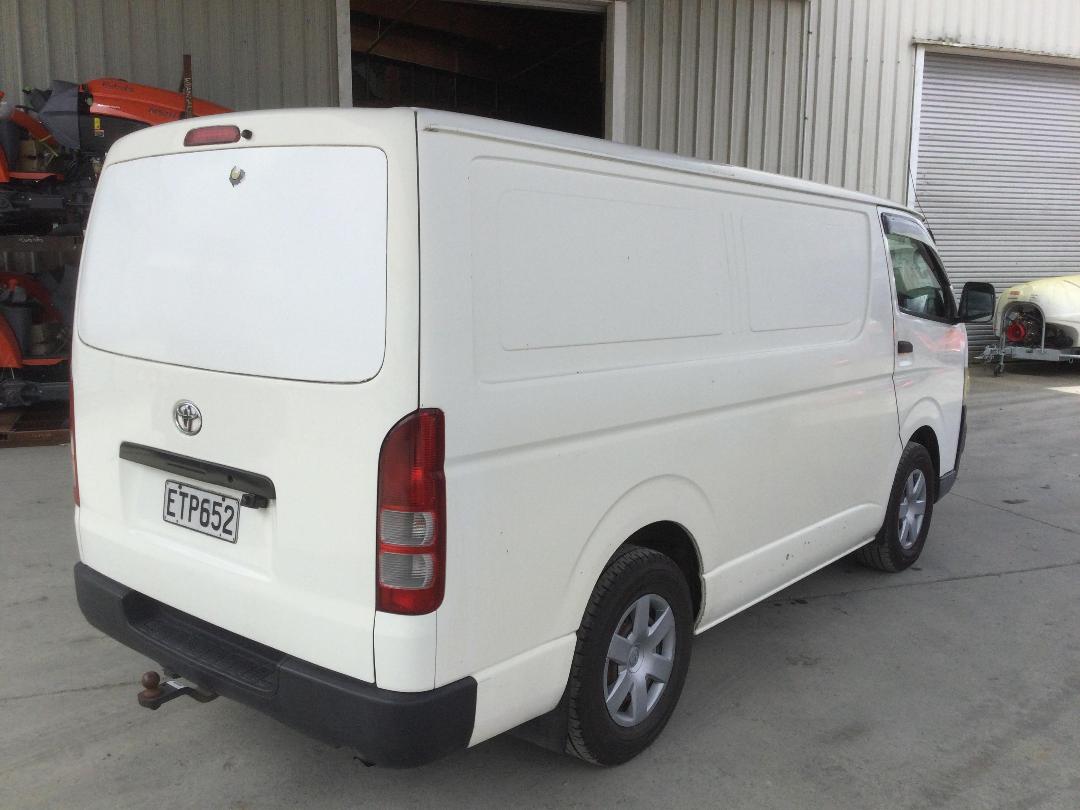 Photo '7' of Toyota Hiace Photo '7' of Toyota Hiace