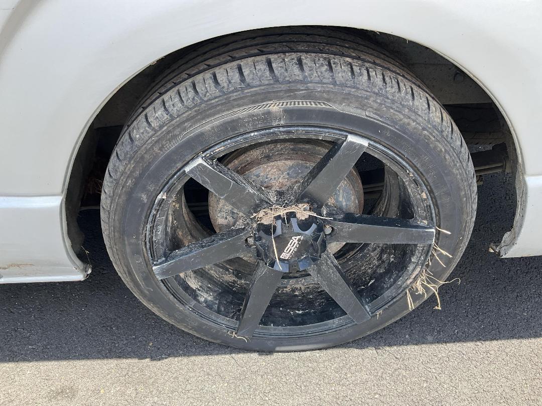 Photo '13' of Toyota Hiace Photo '13' of Toyota Hiace