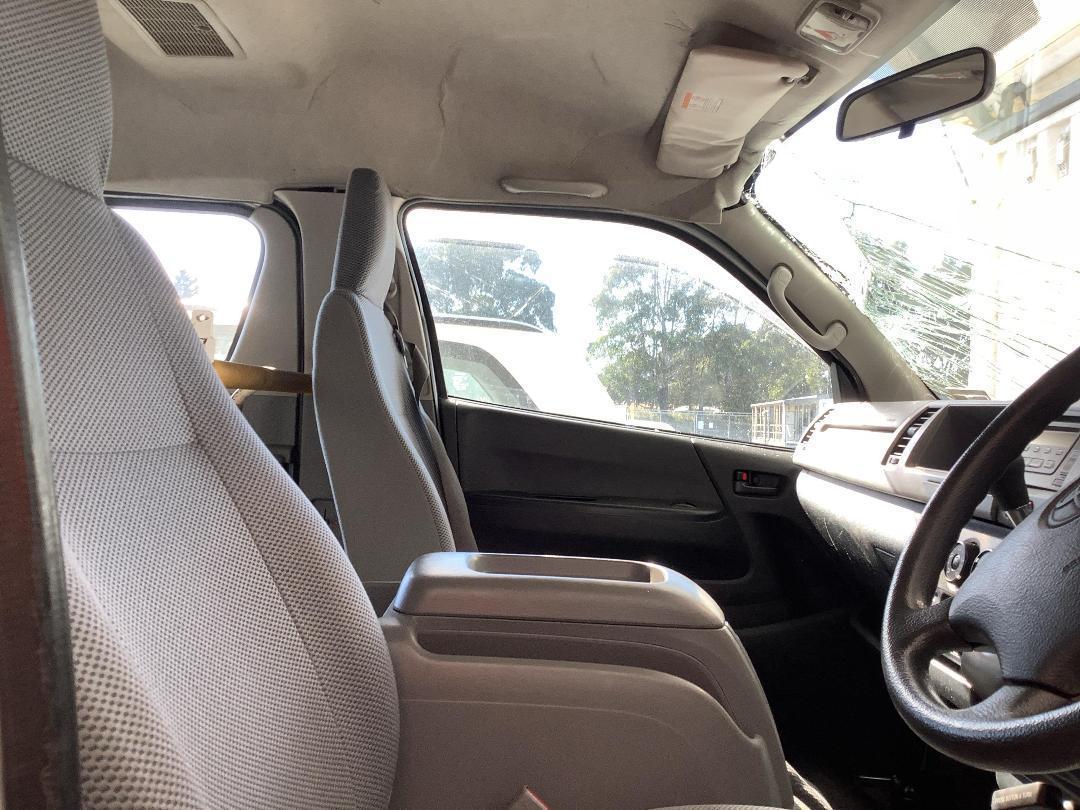 Photo '14' of Toyota Hiace Photo '14' of Toyota Hiace