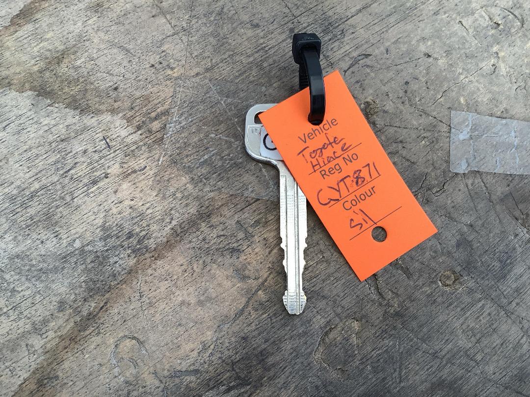 Photo '20' of Toyota Hiace Photo '20' of Toyota Hiace