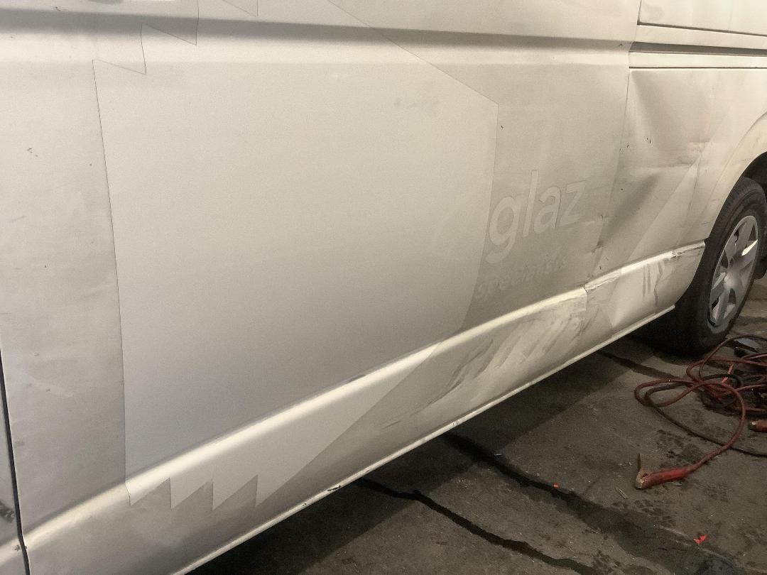 Photo '3' of Toyota Hiace Tdzx