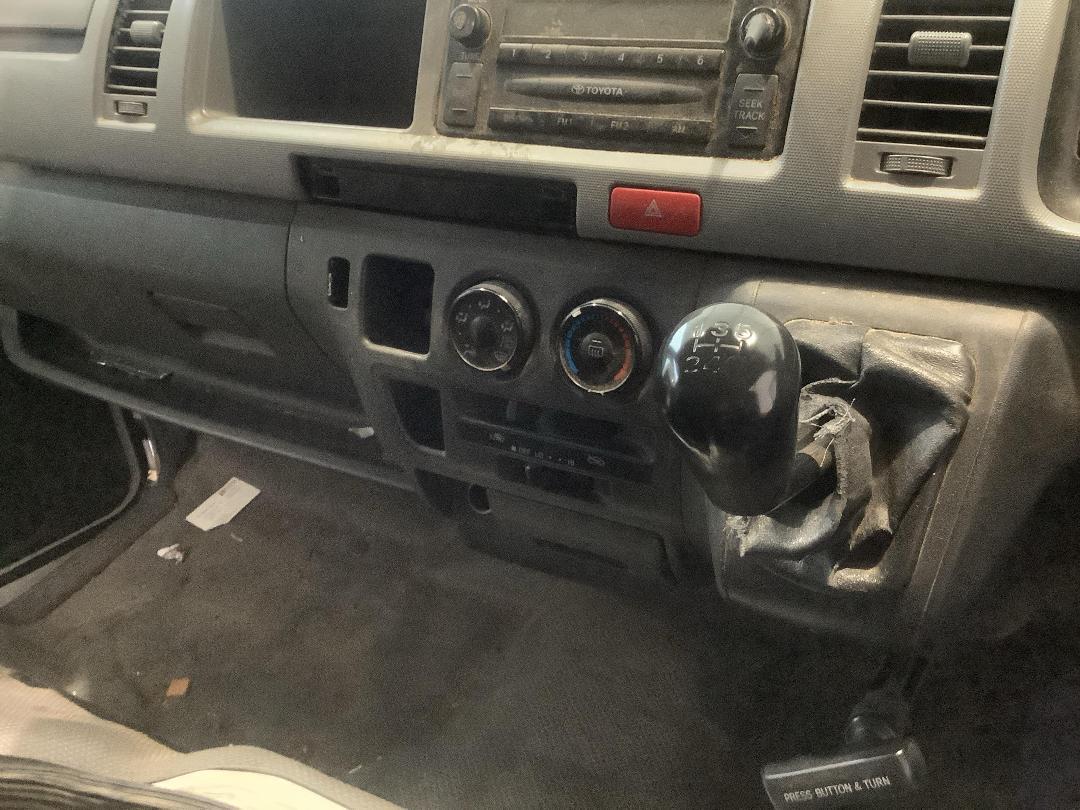 Photo '16' of Toyota Hiace Tdzx