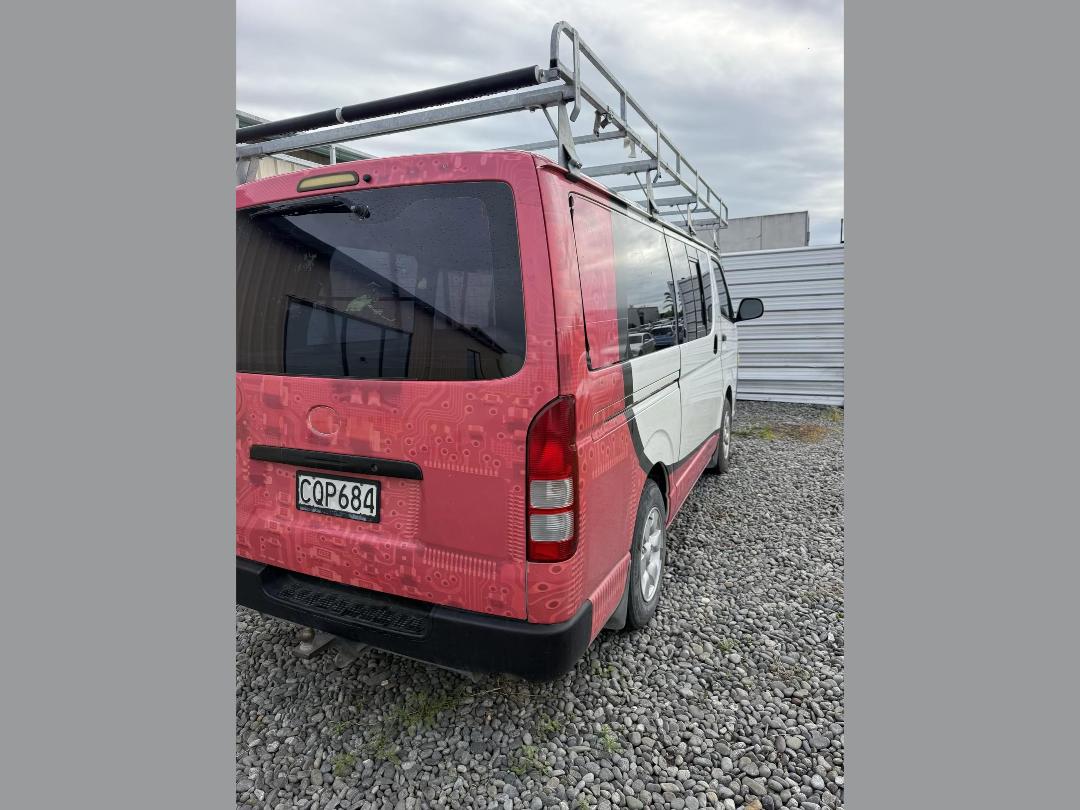 Photo '2' of Toyota Hiace Tdzl Photo '2' of Toyota Hiace Tdzl