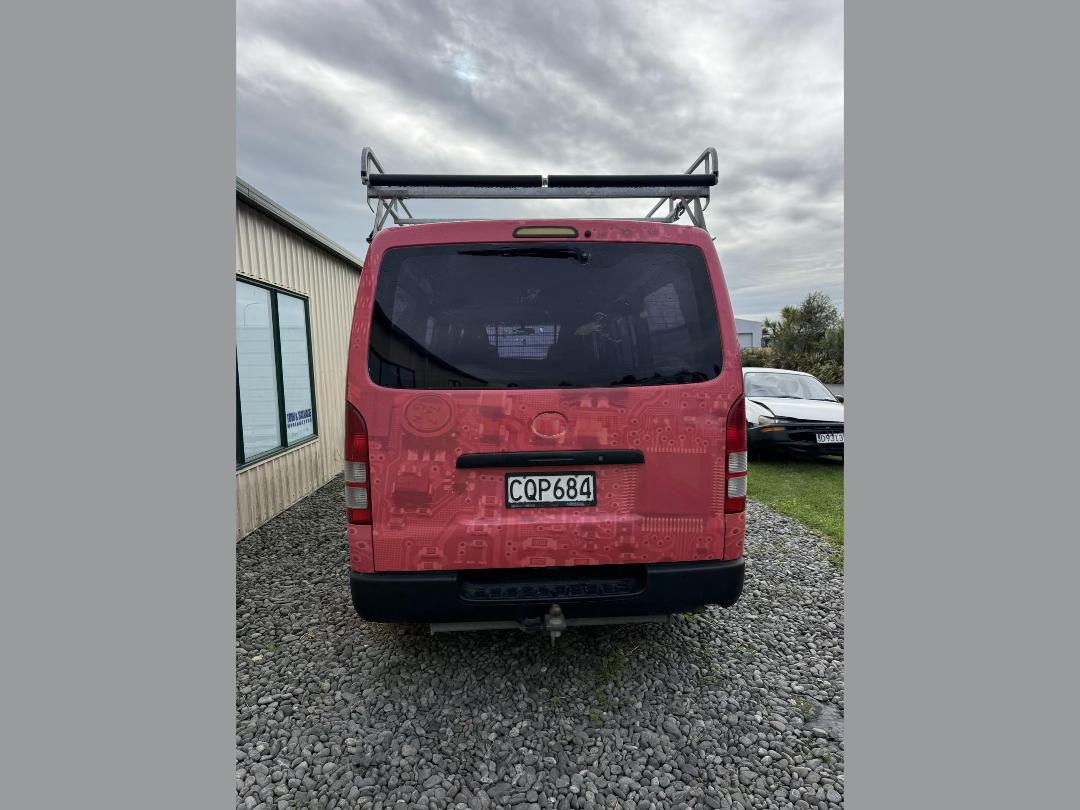 Photo '6' of Toyota Hiace Tdzl Photo '6' of Toyota Hiace Tdzl