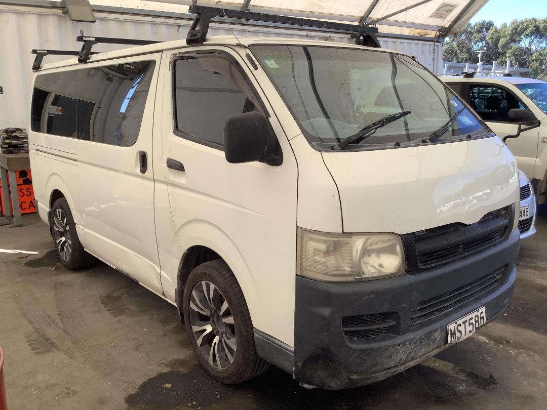 Photo '3' of Toyota Hiace