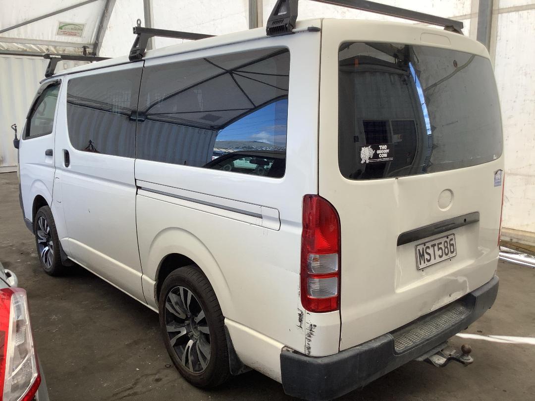 Photo '5' of Toyota Hiace