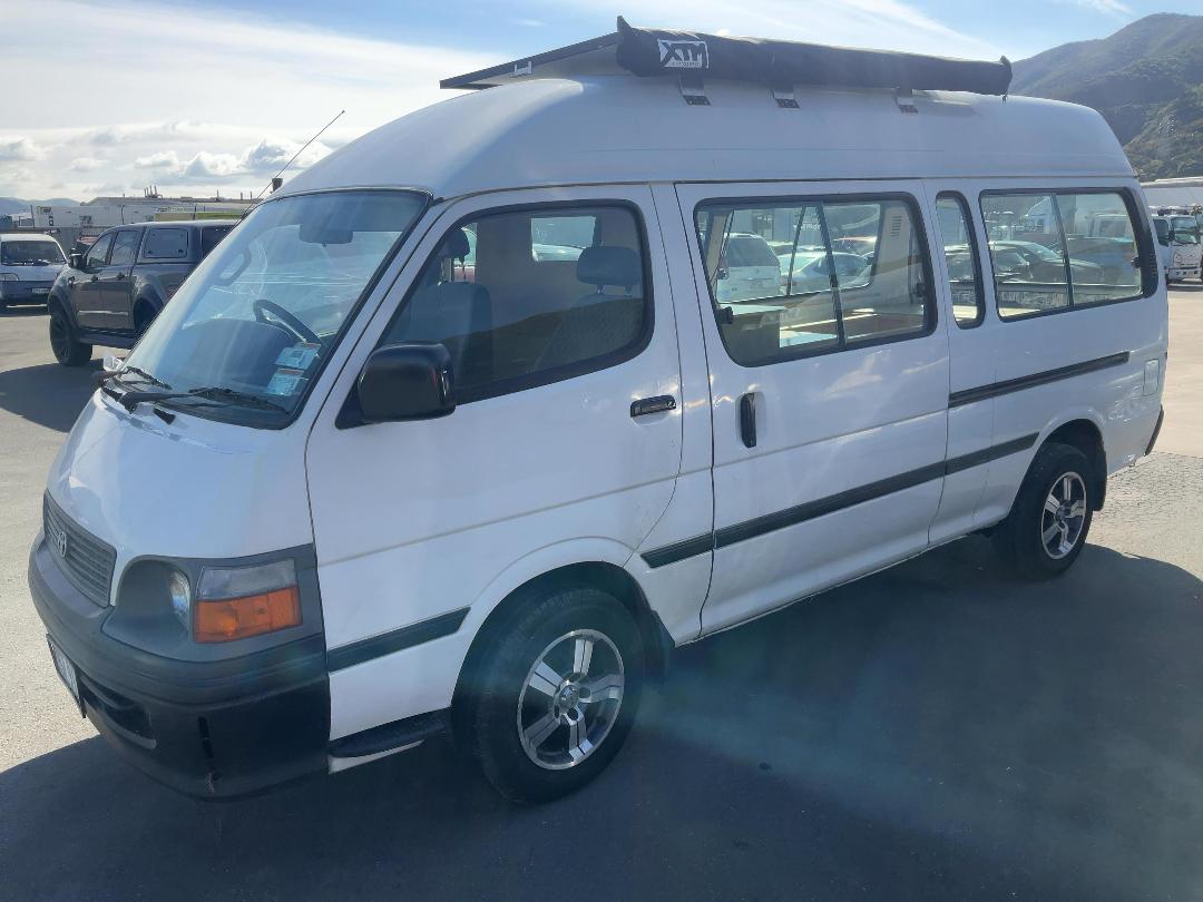 Photo '2' of Toyota Hiace ZX