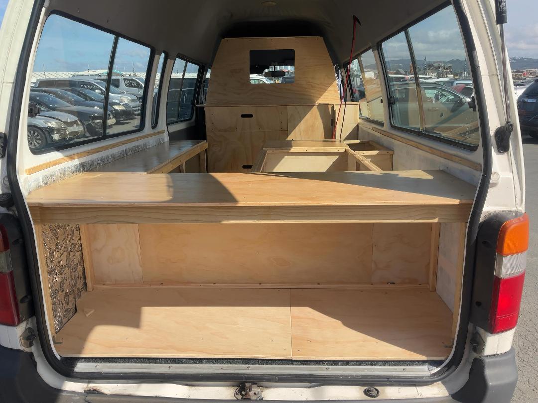 Photo '15' of Toyota Hiace ZX