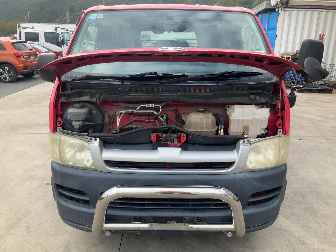 Photo '11' of Toyota Hiace