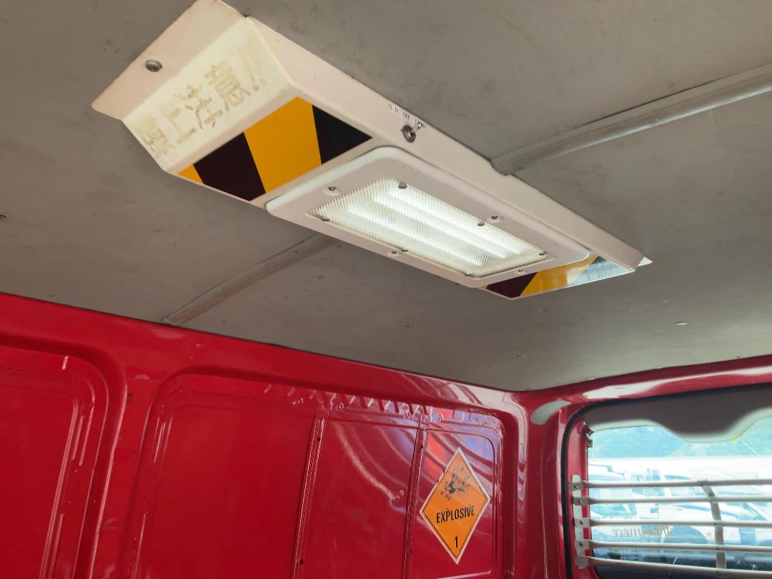 Photo '17' of Toyota Hiace