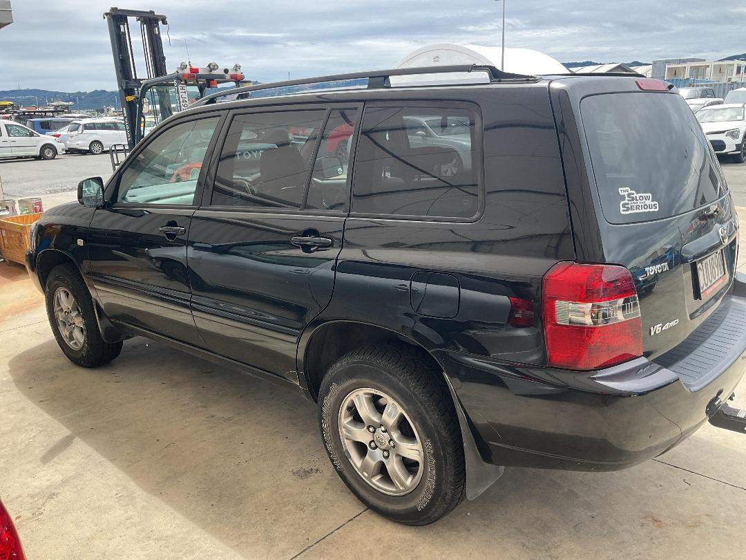 Photo '3' of Toyota Highlander