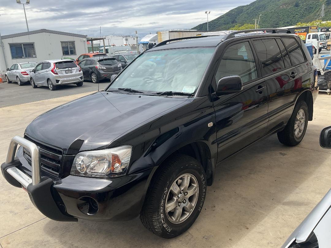 Photo '2' of Toyota Highlander