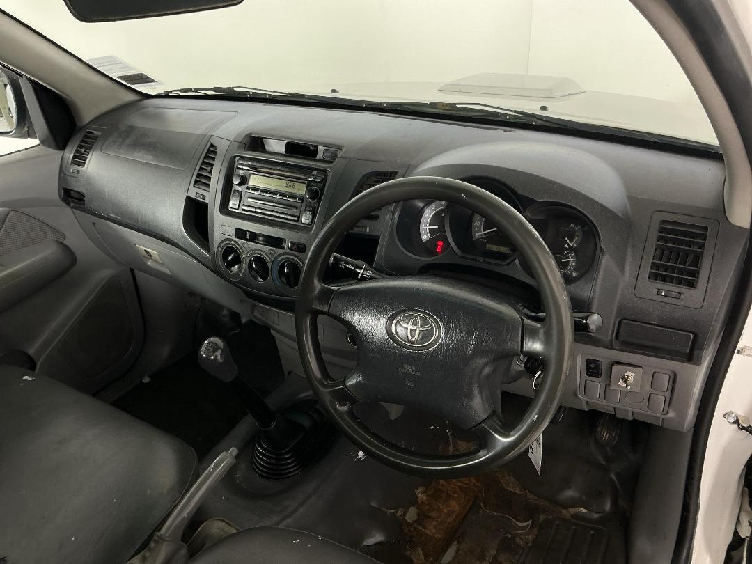 Photo '17' of Toyota Hilux