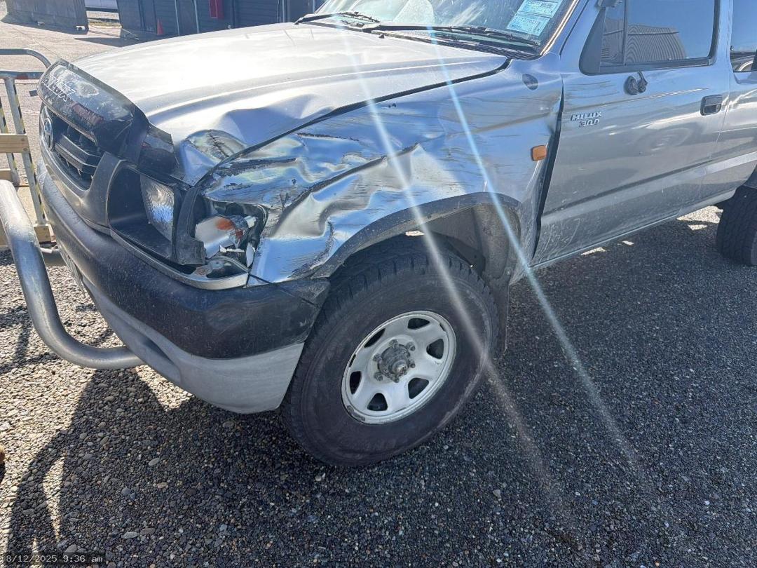 Photo '11' of Toyota Hilux E/C Photo '11' of Toyota Hilux E/C