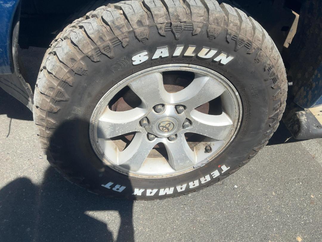 Photo '5' of Toyota Hilux TD SR5 DCU 4A