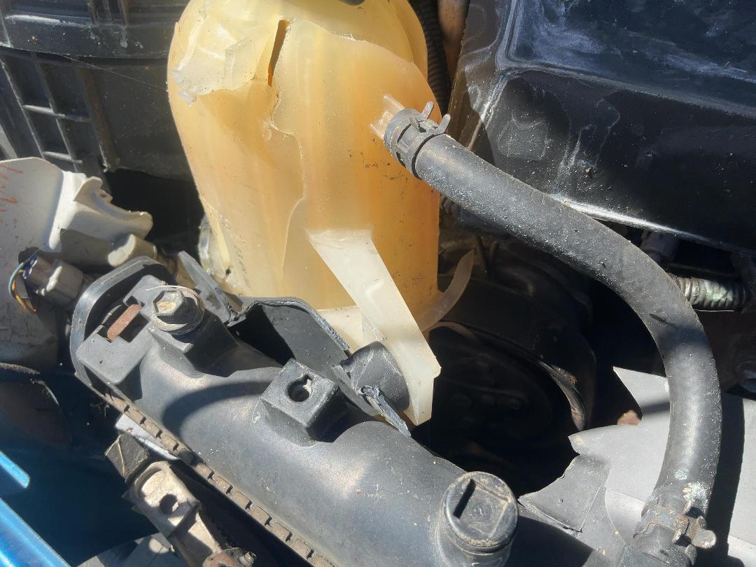 Photo '9' of Toyota Hilux TD SR5 DCU 4A