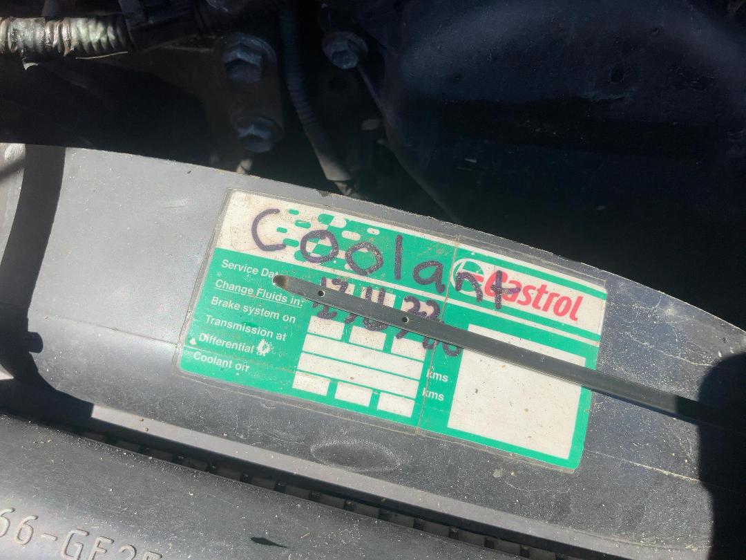 Photo '10' of Toyota Hilux TD SR5 DCU 4A